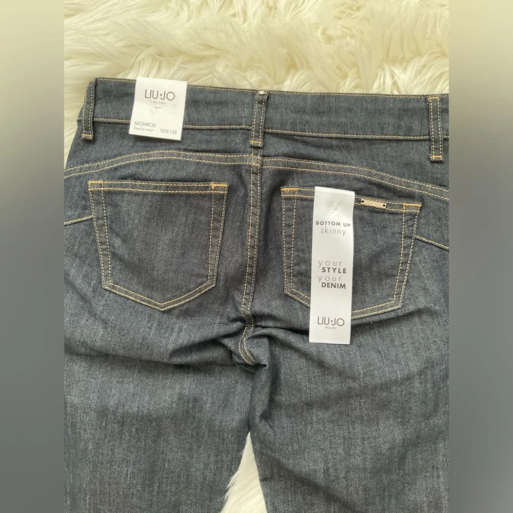 LIU*JO CROPPED BOTTOM UP JEANS - Picture 8 of 12